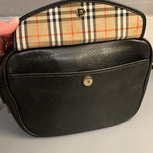 Vintage Burberrys Leather Shoulder Bag Crossbody Black Nova Check